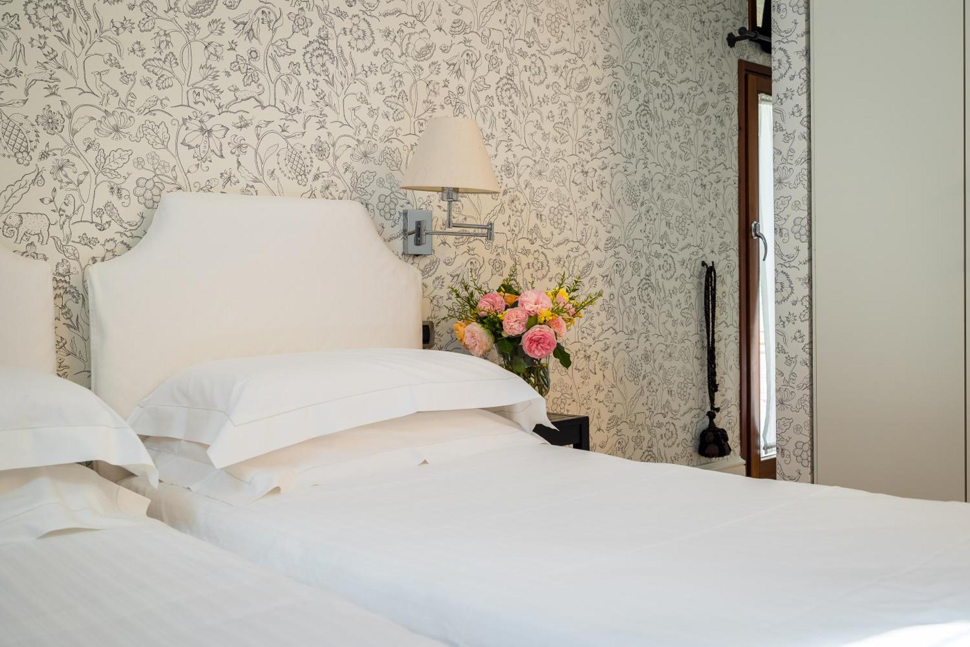 Al Gelso Bianco Aparthotel Sant'Appiano Bagian luar foto