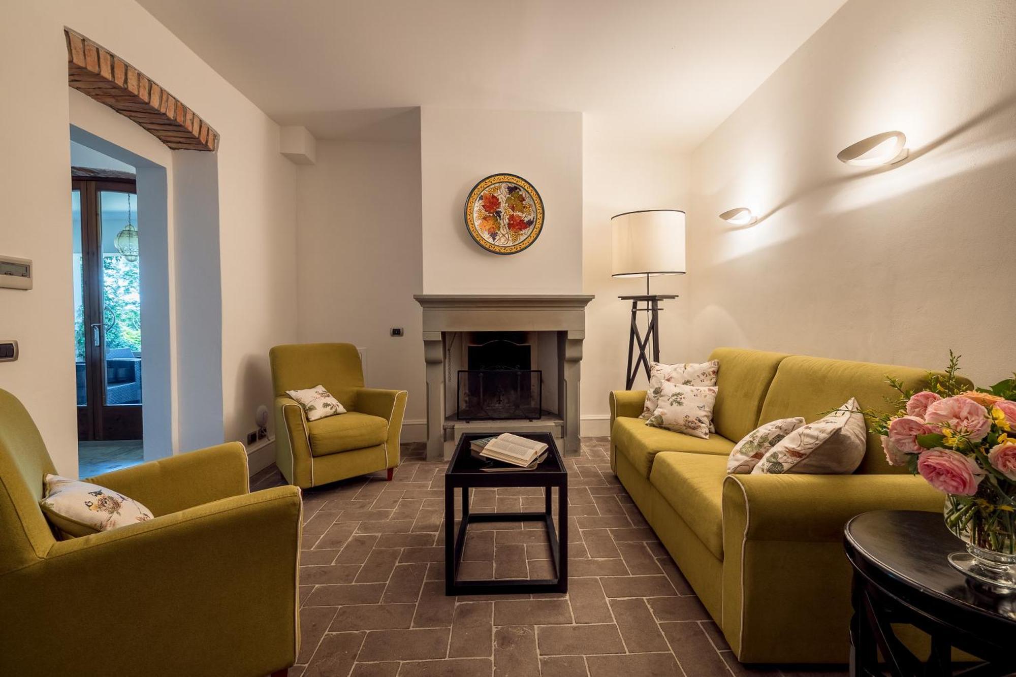 Al Gelso Bianco Aparthotel Sant'Appiano Bagian luar foto